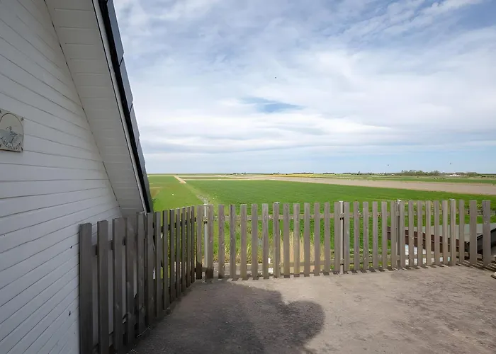 Vogelhus Yvonne Vogel * Pellworm